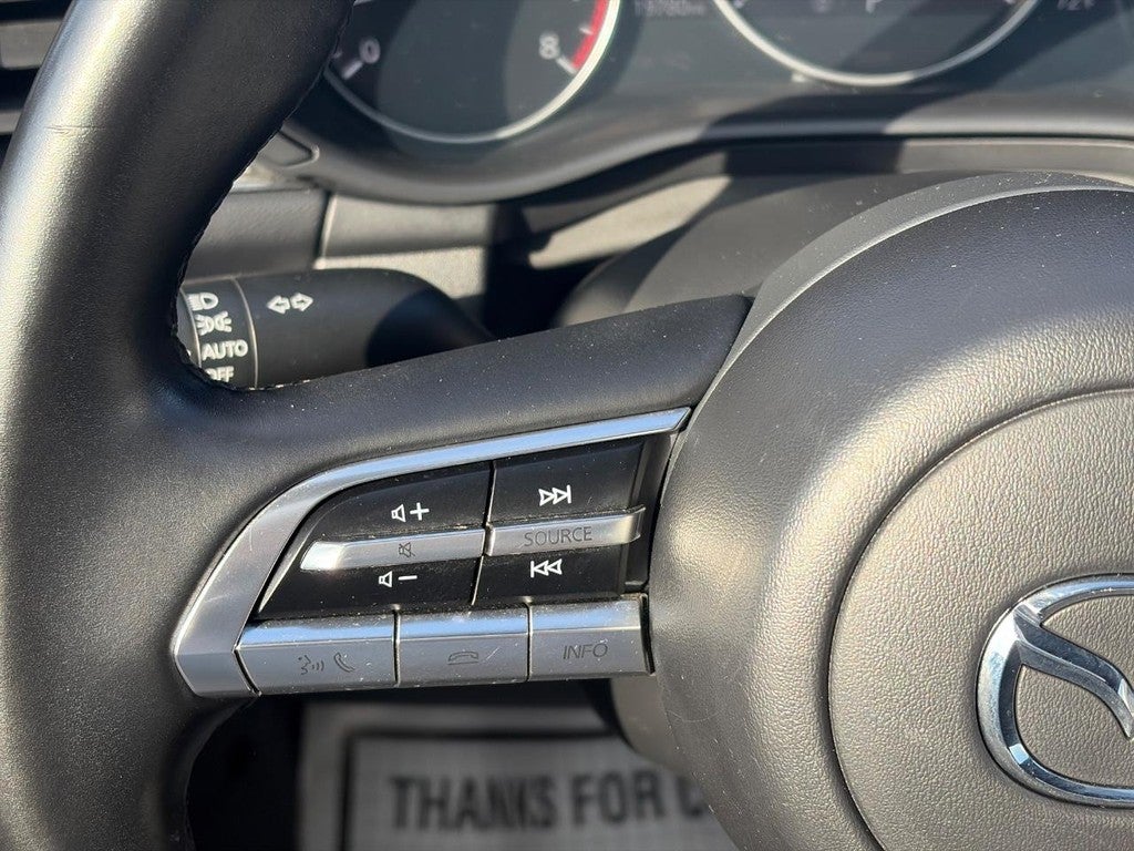 2022 Mazda Mazda3 Hatchback Preferred Auto FWD