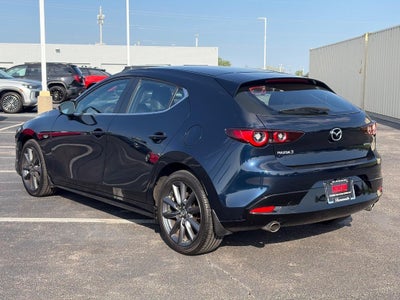 2022 Mazda Mazda3 Hatchback Preferred Auto FWD