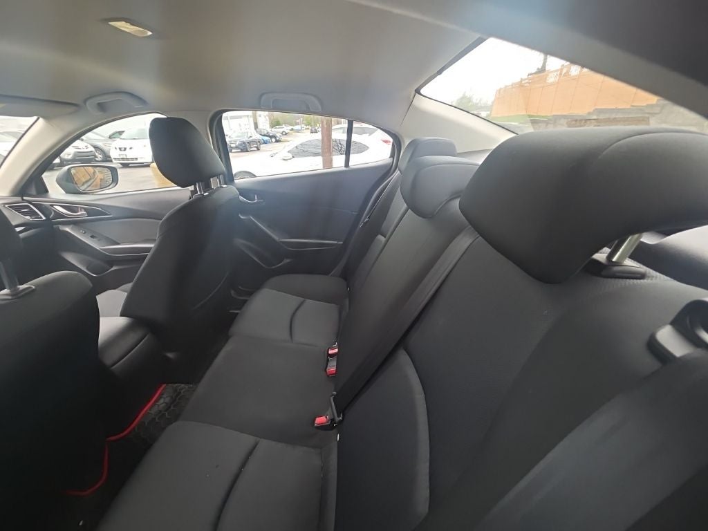 2015 Mazda Mazda3 i Sport