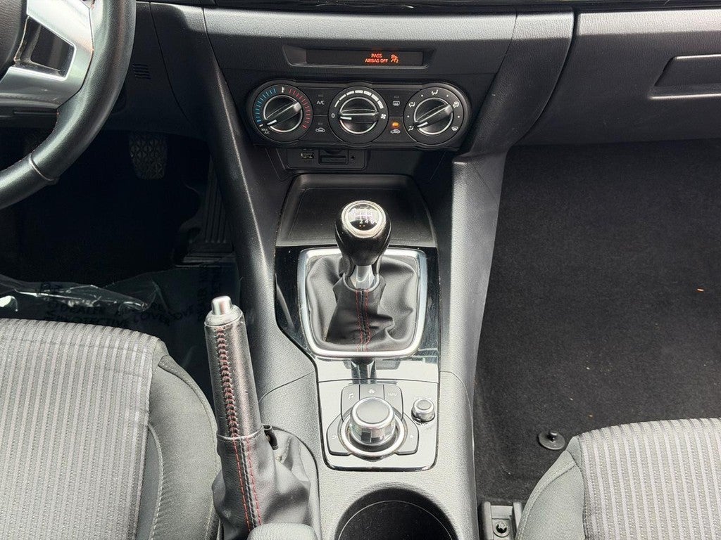 2015 Mazda Mazda3 i Touring