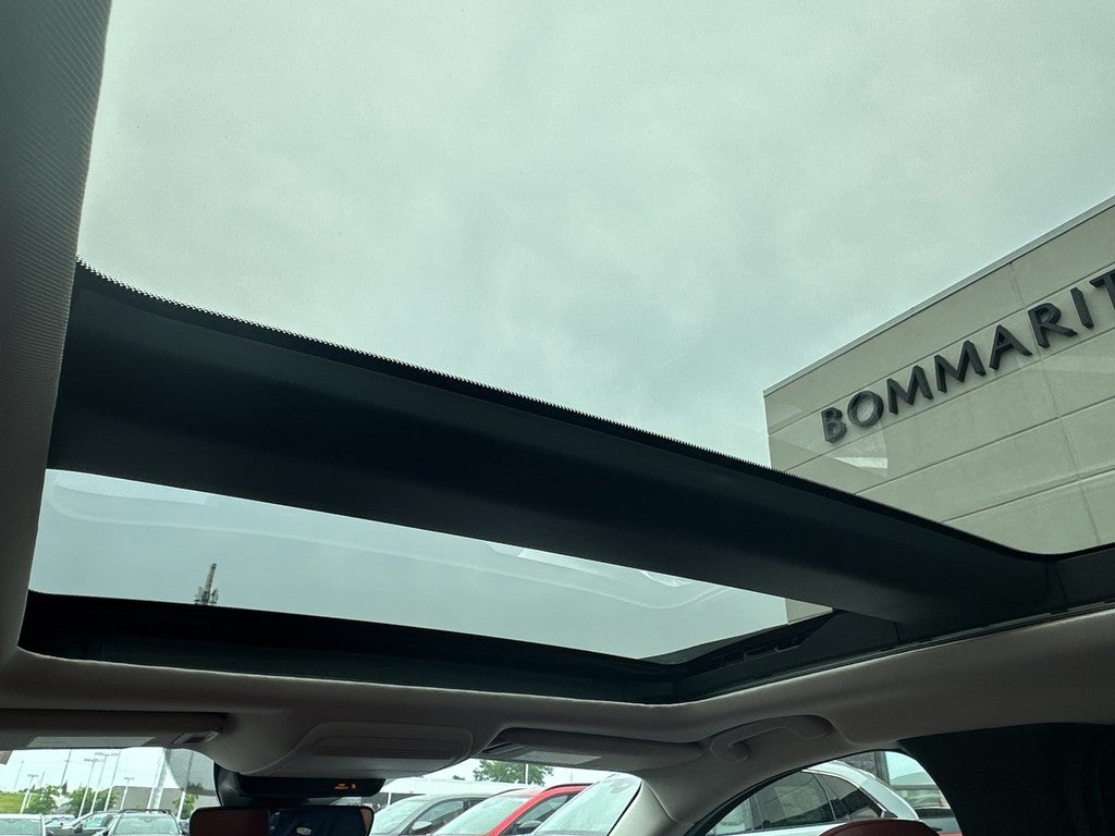 2025 Mazda Mazda CX-50 Hybrid Premium AWD