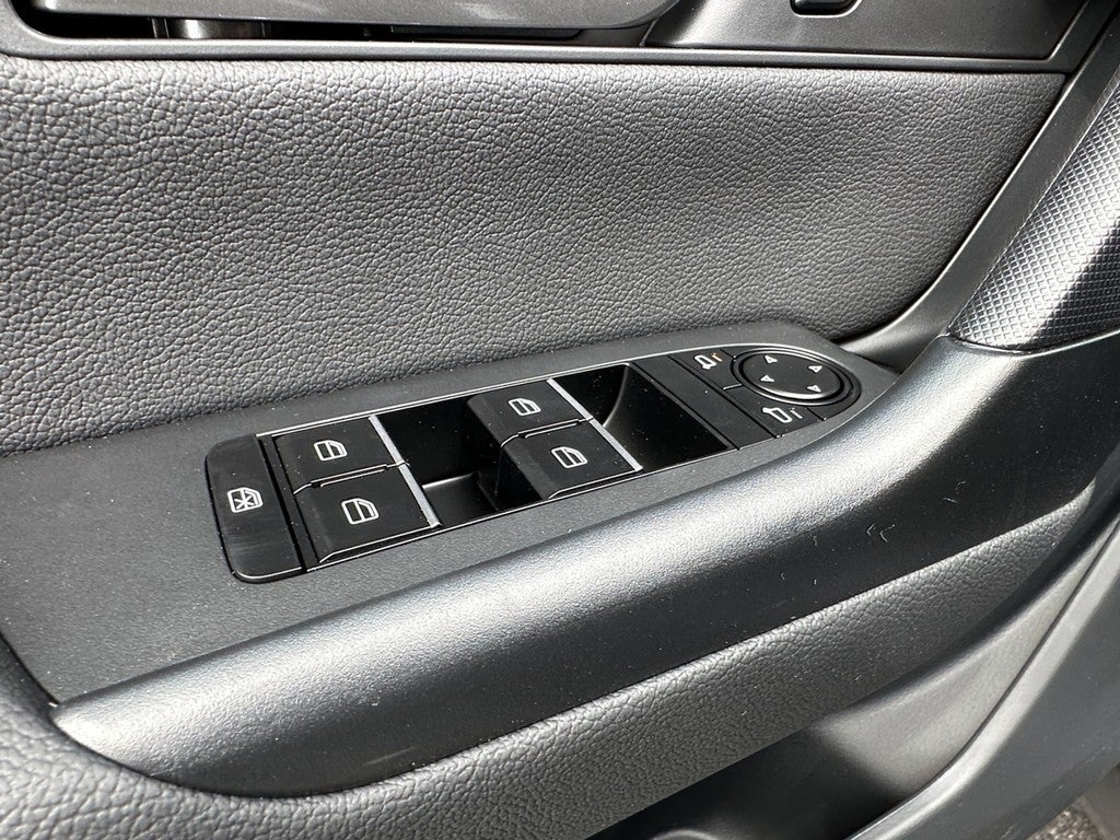 2025 Mazda Mazda CX-50 Hybrid Premium AWD