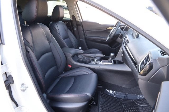 2015 Mazda Mazda3 i Grand Touring